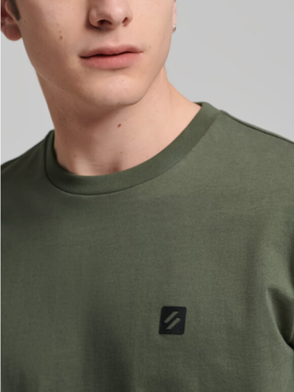 - Code T-shirt til Mænd i Dark Moss 2022 fri fragt