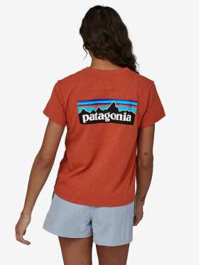 Patagonia - Women's P-6 Logo Responsibiliti T-shirt - Dame - Quartz Coral