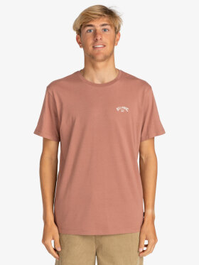 Billabong - Men's Arch T-shirt - Herre - Rosewood