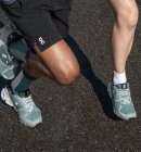 On - å Women's Cloud 5 Waterproof Sneakers - Dame - All Black