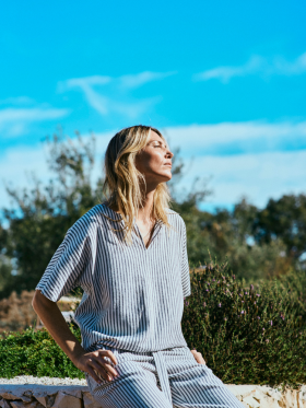 Freequent - Lavisco - bluse til damer - White/Navy Blazer